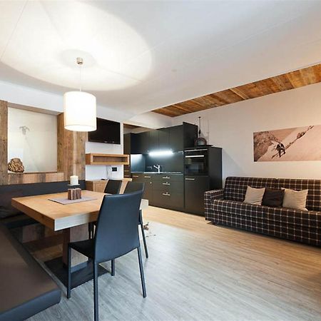 Burgus - Design Suites & Apartments Burgusio Exterior foto